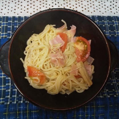 はじゃじゃさん
こんにちは
私用の夕食でつくりました
いいお味に出来ました
(灬º‿º灬)♡
今日も厳しい暑さですね
氷入り飲み物飲んじゃいました