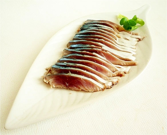 大きな〆さば（生食用） アークスオンラインショップ Arcs