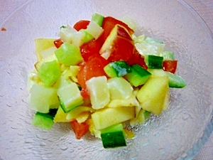 コロコロ野菜サラダ