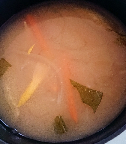切れ端野菜の味噌汁