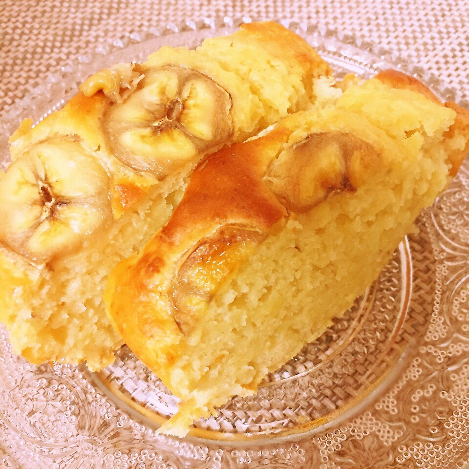 メープル風味のバナナヨーグルトケーキ