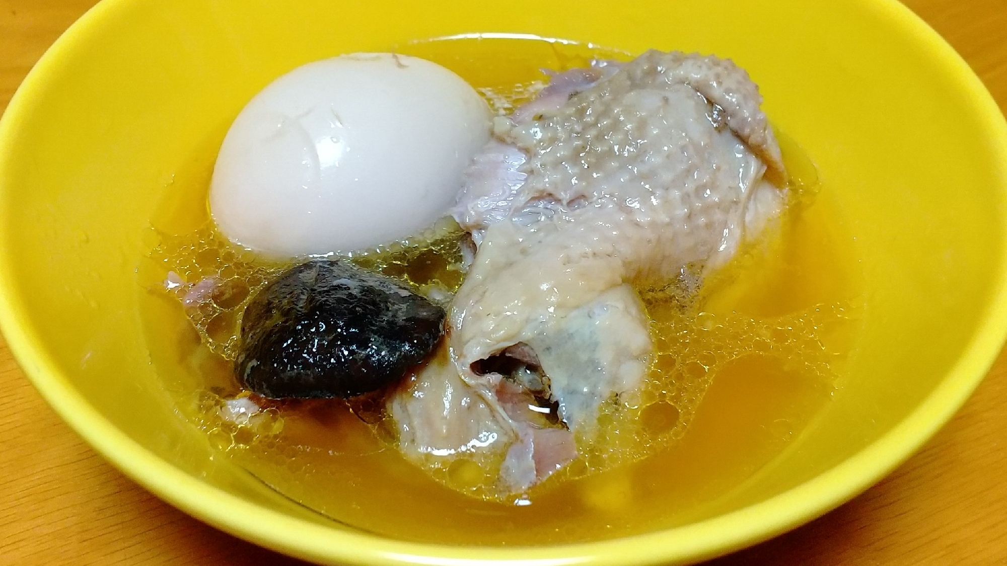 丸鶏塩スープ