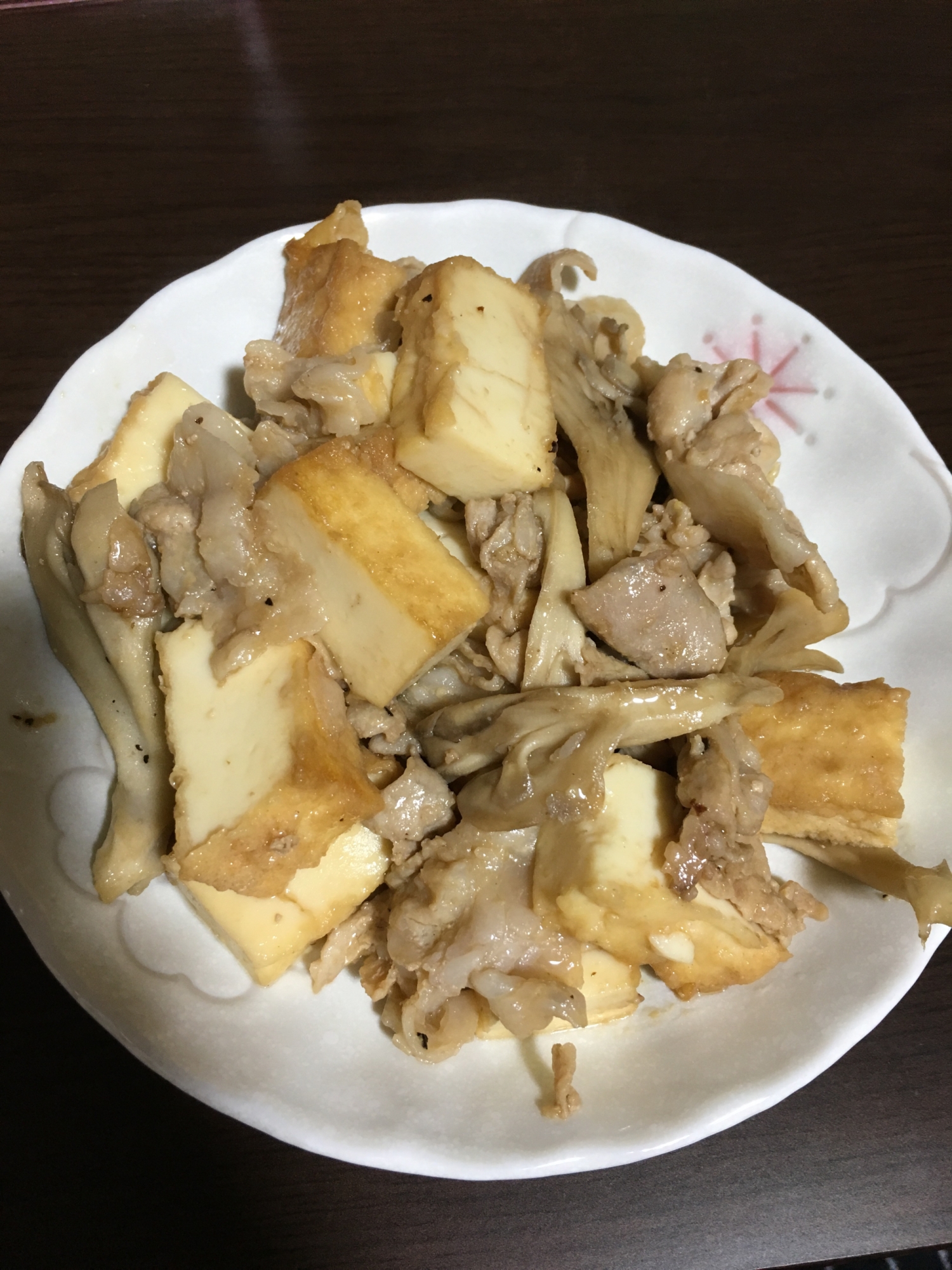 厚揚げ豚肉マイタケの味噌炒め