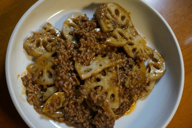 レンコンの中華風ひき肉あんかけ