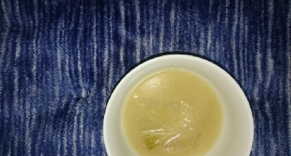 白菜と大根葉の味噌汁