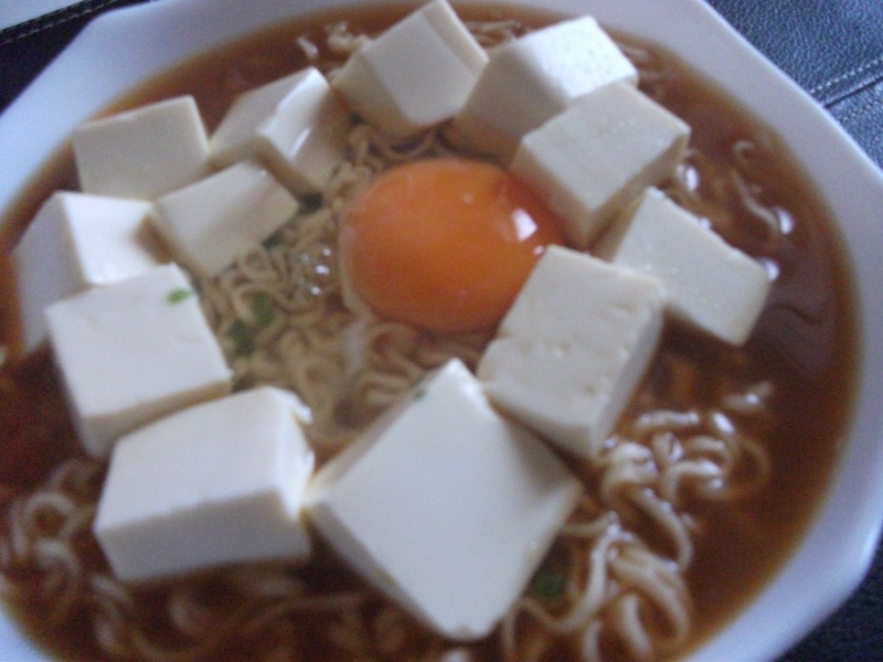 湯豆腐月見ラーメン