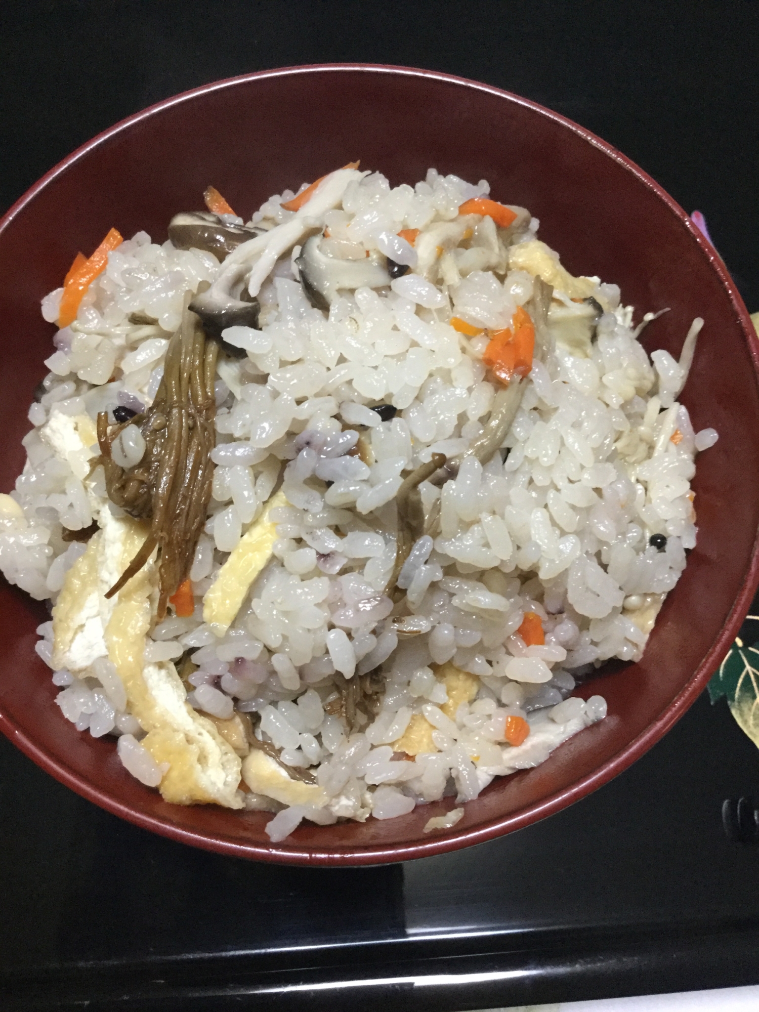 きのこいっぱいの炊き込みご飯