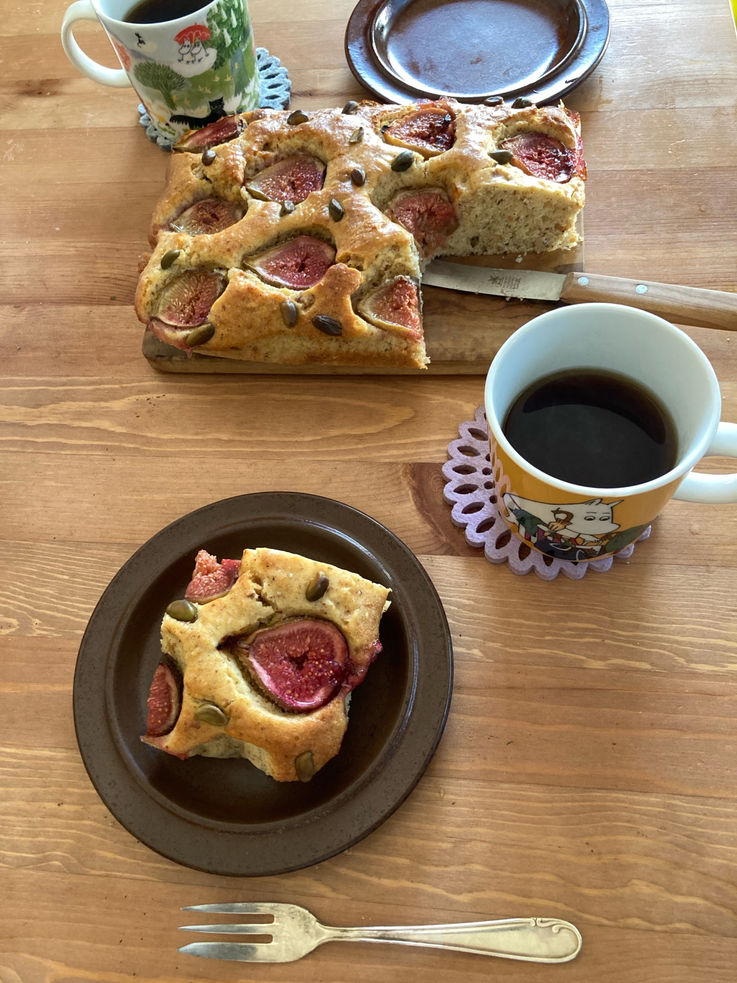 いちじくとピスタチオのケーキ