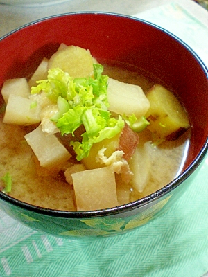 あま～い❤　かぶとさつまいものお味噌汁