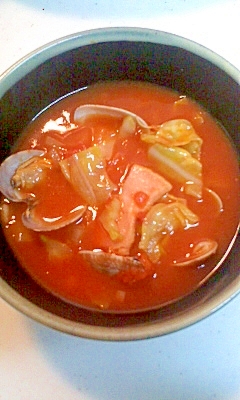 あさりとキャベツのトマトスープ