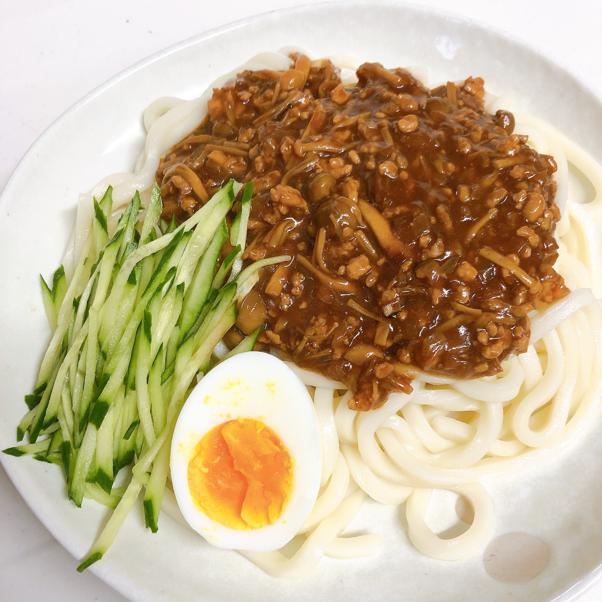 きのこたっぷりジャージャー麺風うどん