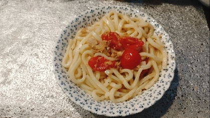 ツナマヨとトマトの冷やしうどん♡簡単♡節約