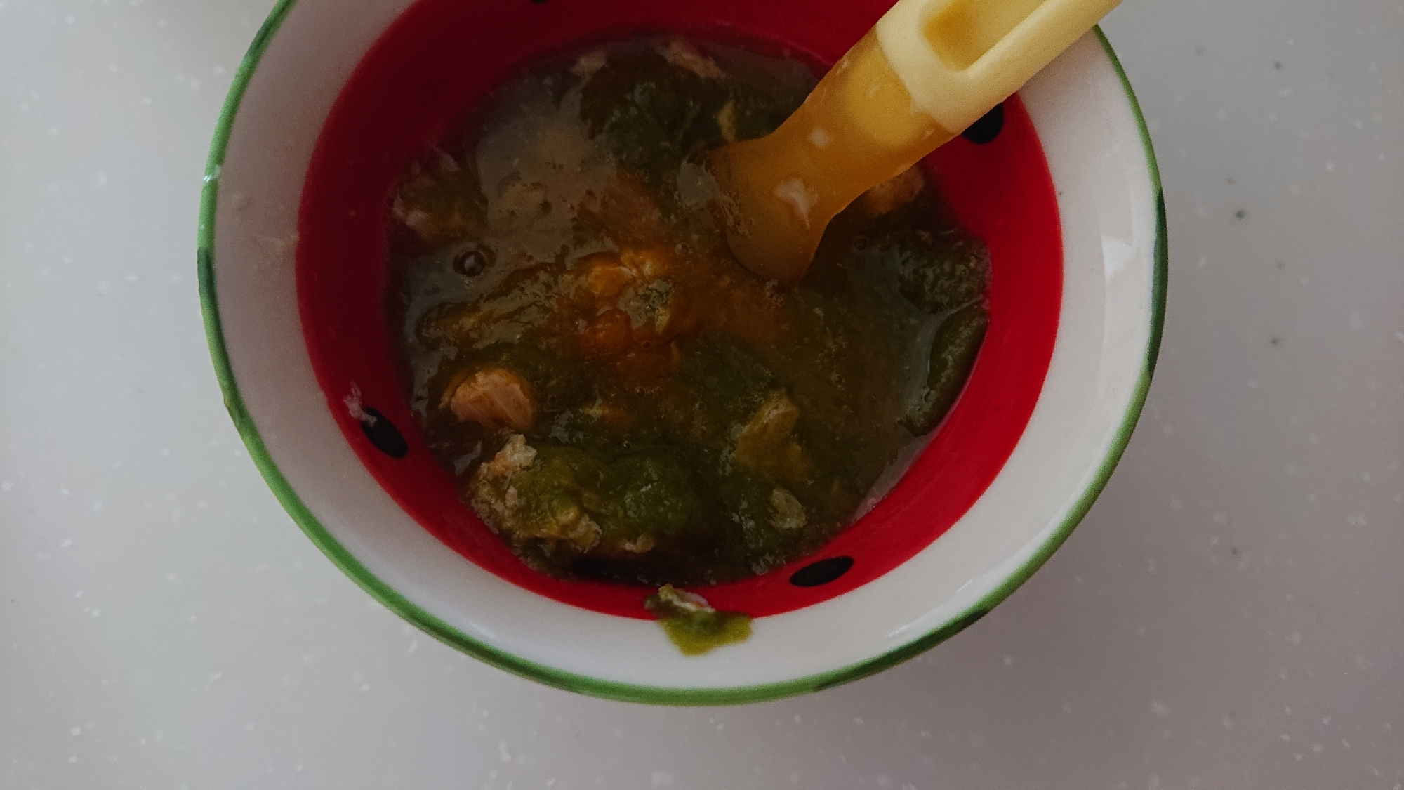 レタスと豆腐のトマトスープ