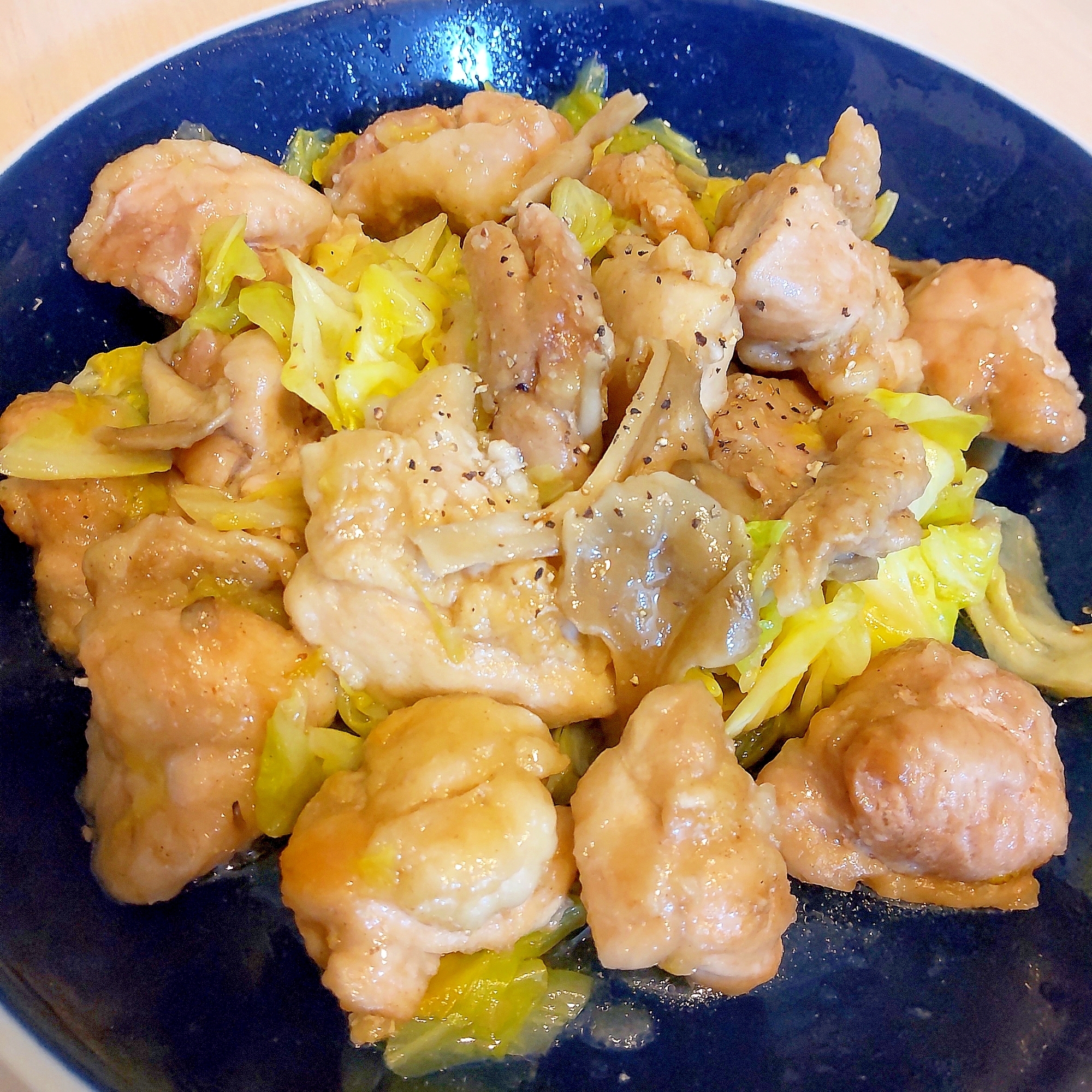 鶏肉とキャベツの塩ガーリック炒め【ご飯が進む】