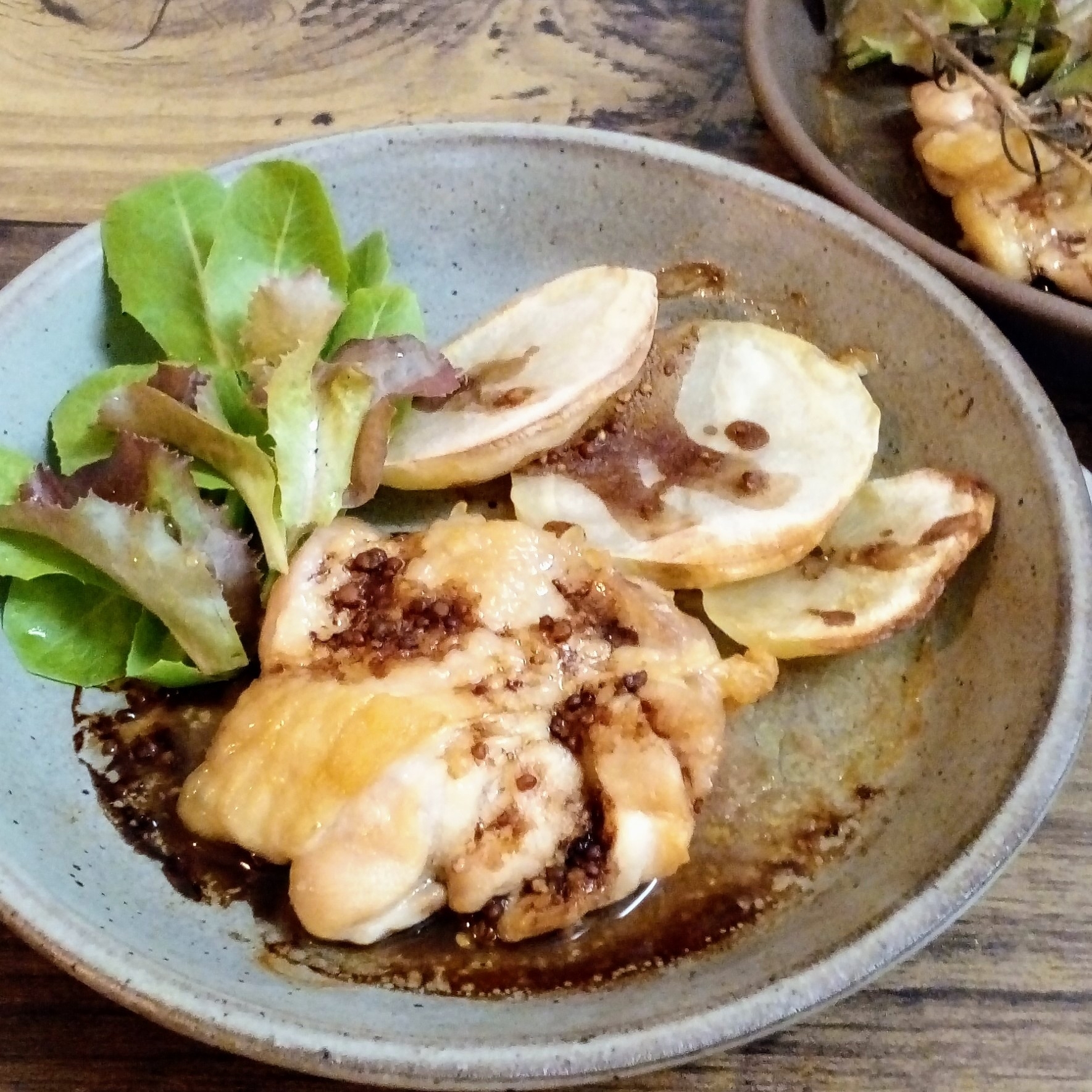 鶏もも肉のオーブン焼き♡粒マとバルサミコのソースで