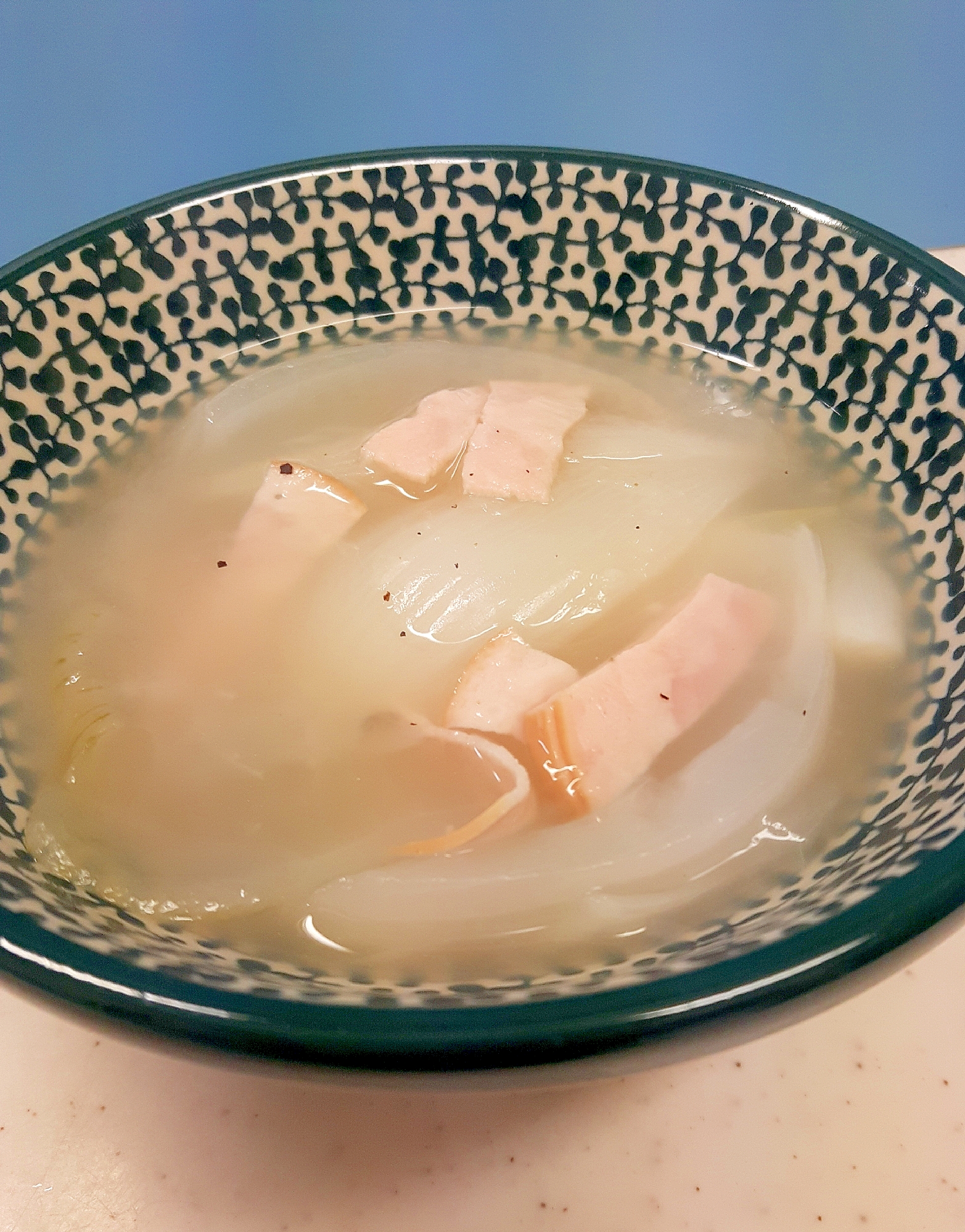 簡単ヘルシー 新玉ねぎ丸ごとスープ レシピ 作り方 By Acchan66 楽天レシピ 簡単ヘルシー 新玉ねぎ丸ごとスープ レシピ 作り方 By Acchan66 楽天レシピ