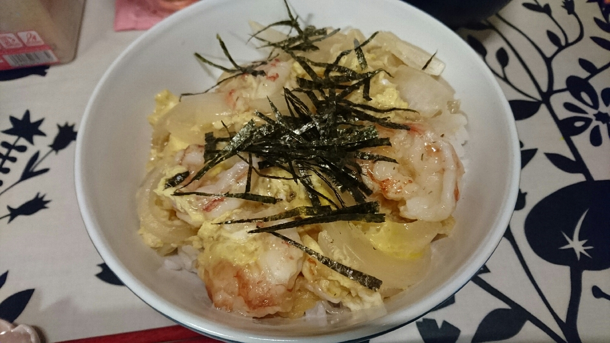 天かすを使って海老天風玉子とじ丼