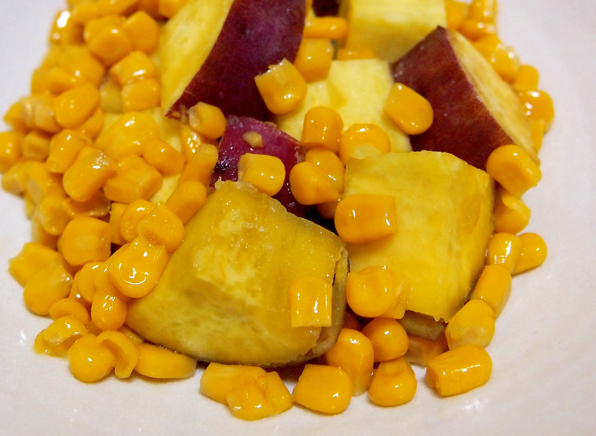 さつまいもととうもろこしのバター炒め レシピ 作り方 By まるっとまる 楽天レシピ