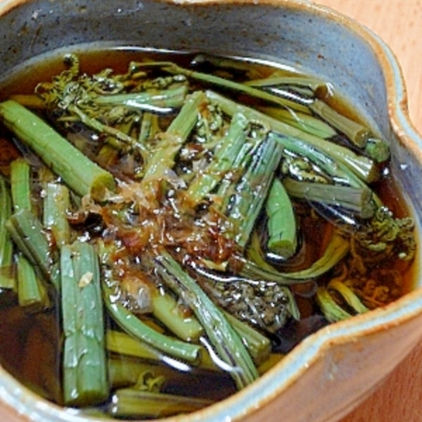 なつかしい味 わらびの煮物 レシピ 作り方 By もがみか 楽天レシピ なつかしい味 わらびの煮物 レシピ 作り方 By もがみか 楽天レシピ