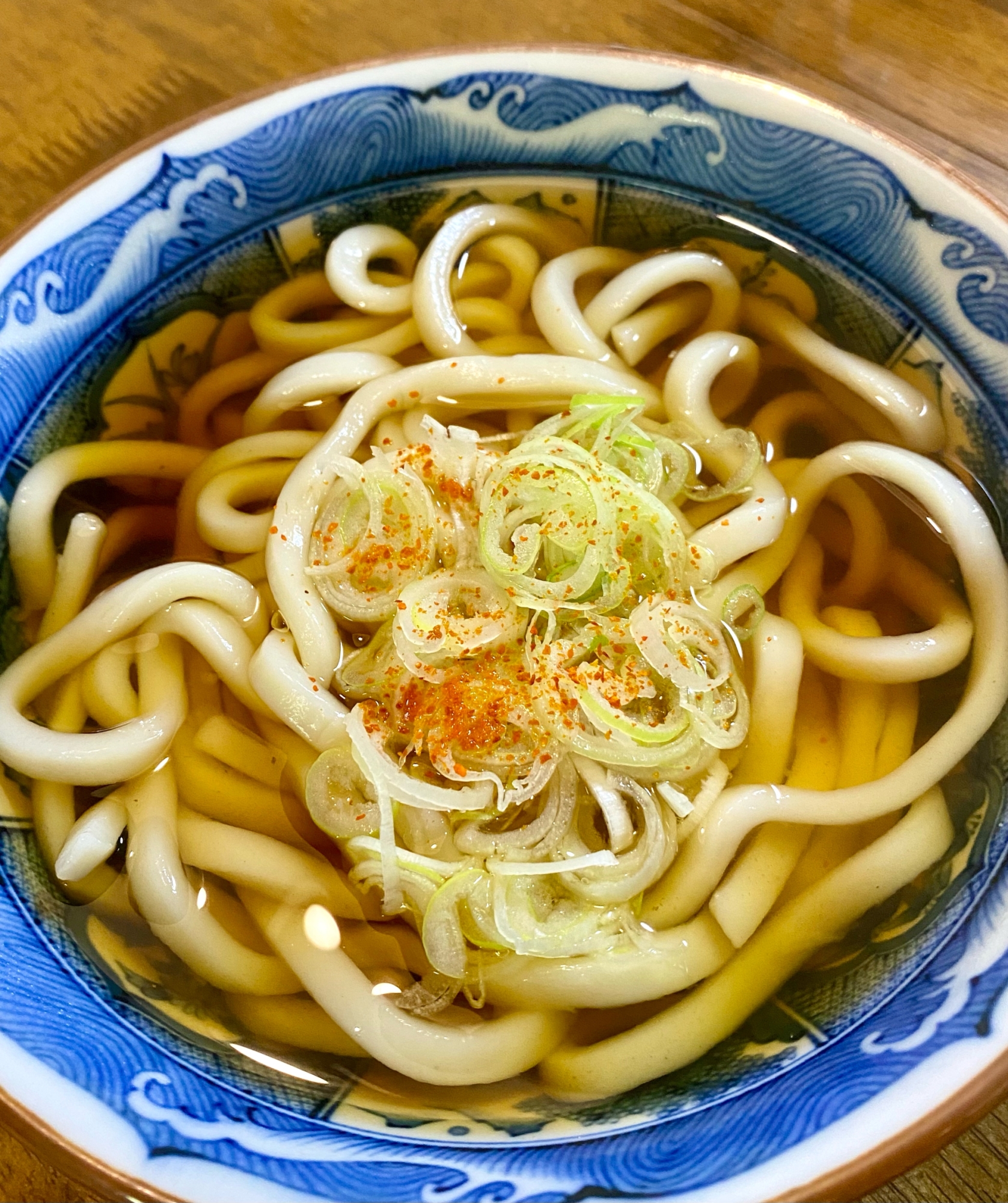 駅蕎麦屋のかけうどん【和食・主食】