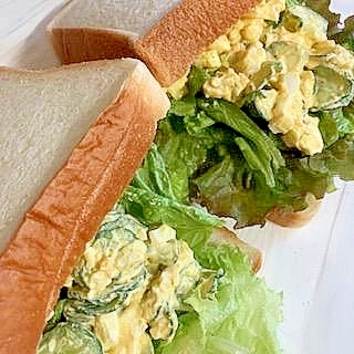 レタスたっぷり！シャキ旨・卵サンド　☆　ズボラ風