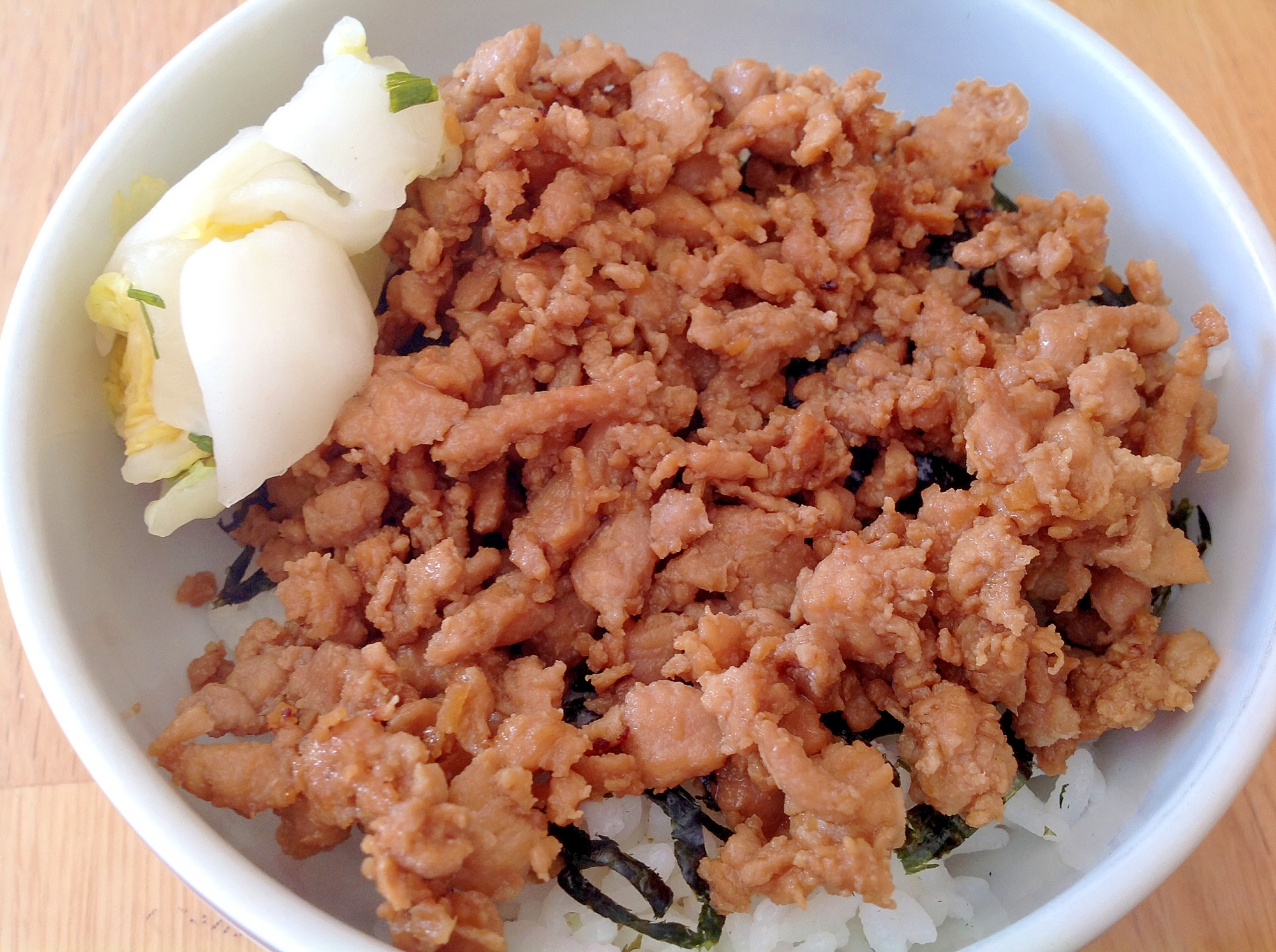 鶏そぼろの丼