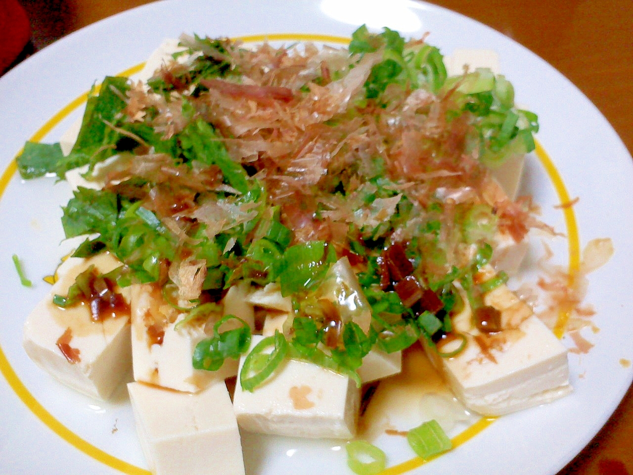 大葉とねぎとかつおぶしの冷奴