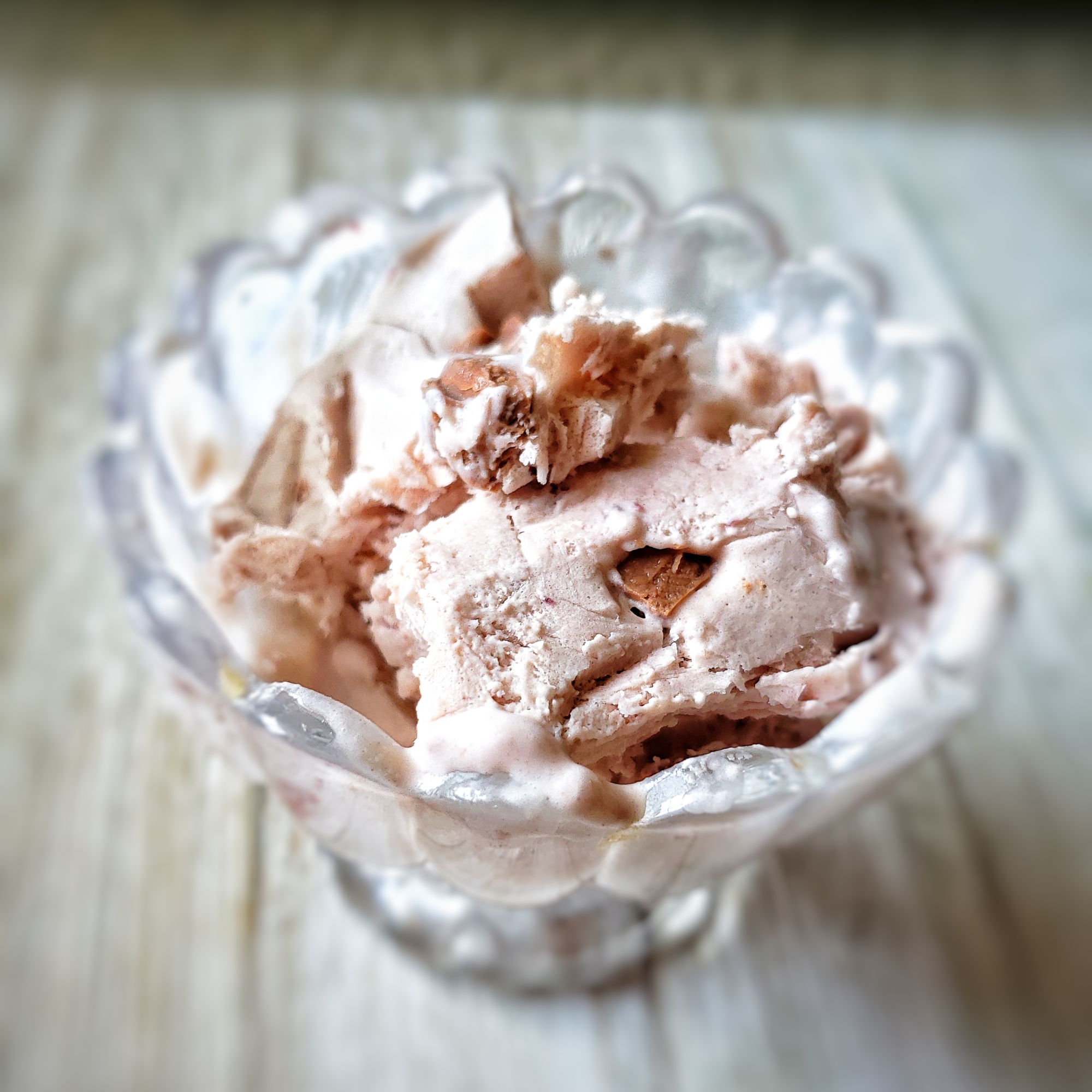ざくざくチョコ入り♩紅芋アイスクリーム