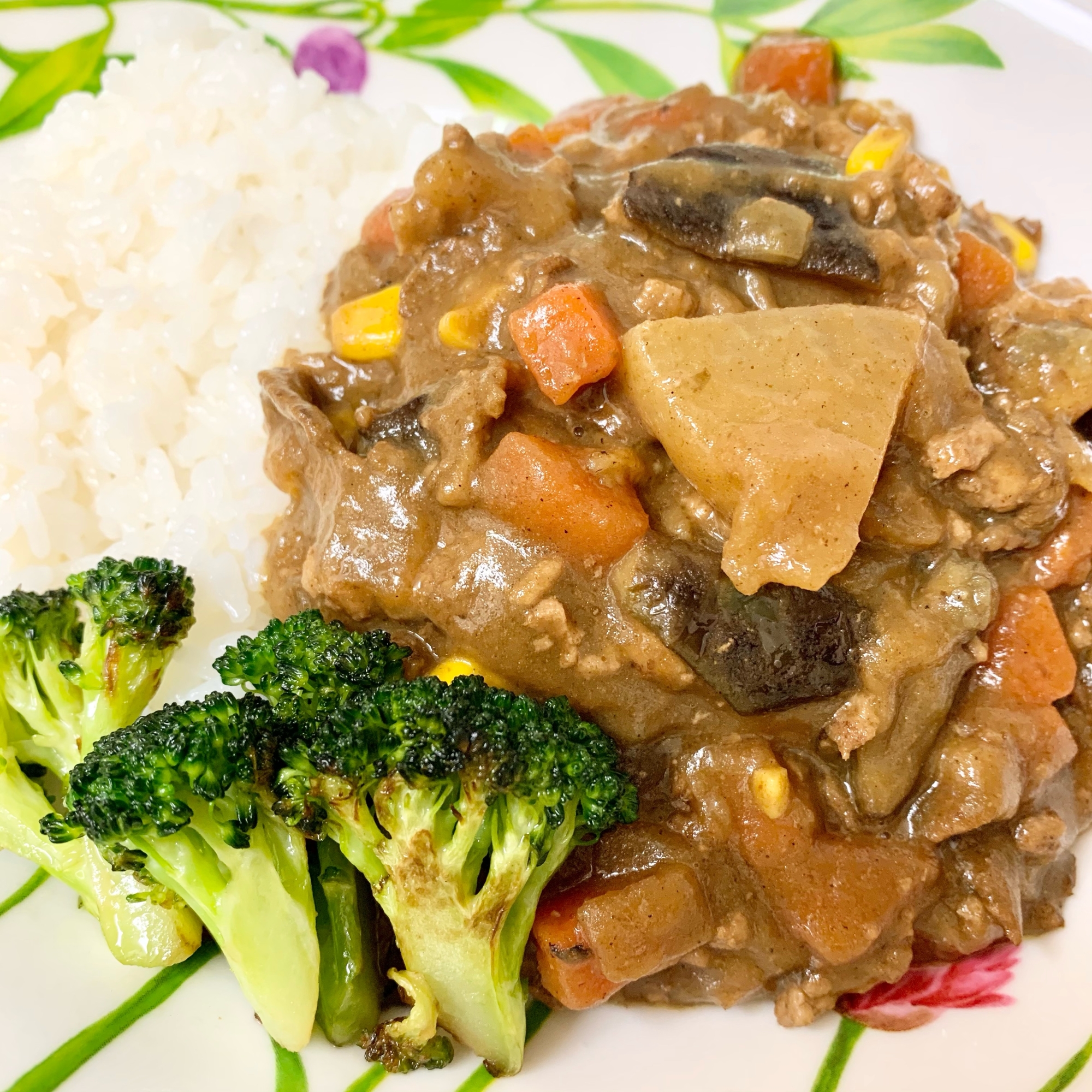 ☆残りカレーで揚げ焼き大根と茄子のカレーライス☆