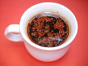 刺激的な「赤と黒」★レッドペッパーブラックコーヒー
