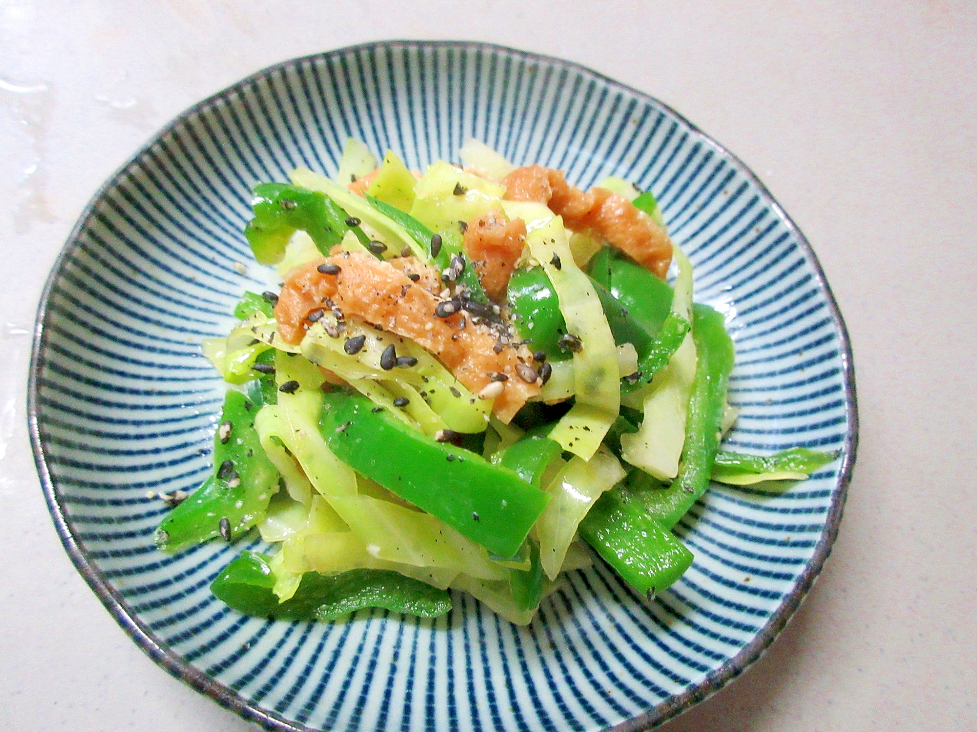 ピーマンとキャベツの味付け油揚げ炒め