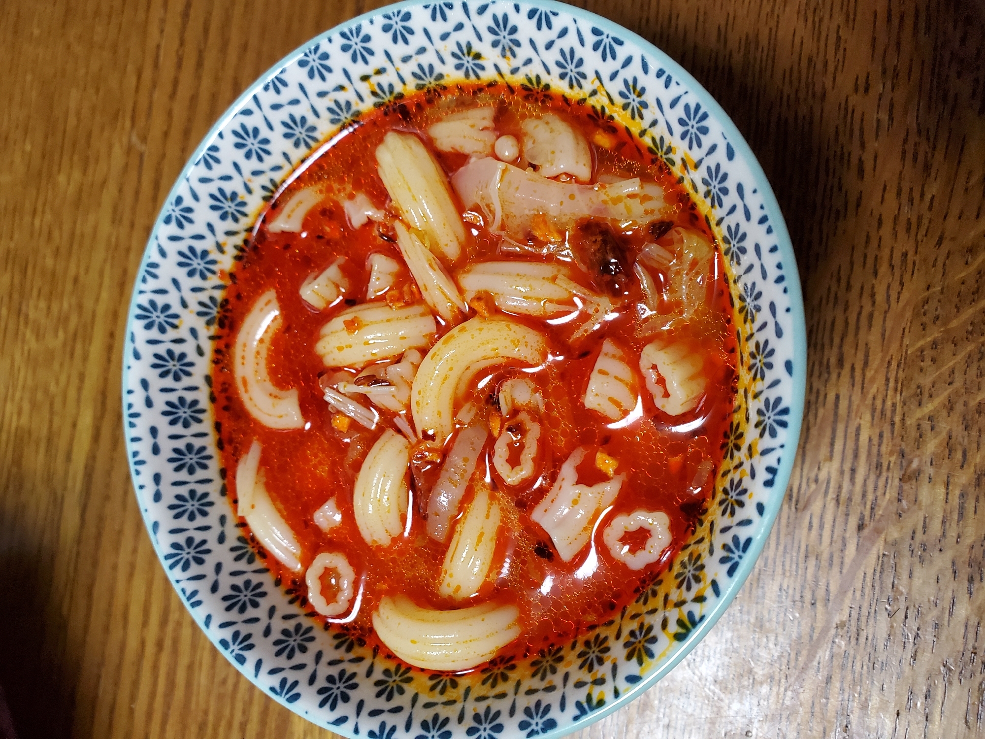 白菜とマカロニの食べるラー油スープ