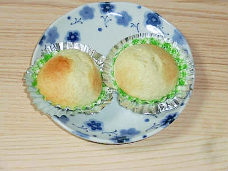 マヨネーズでむっちりレモンカップケーキ!