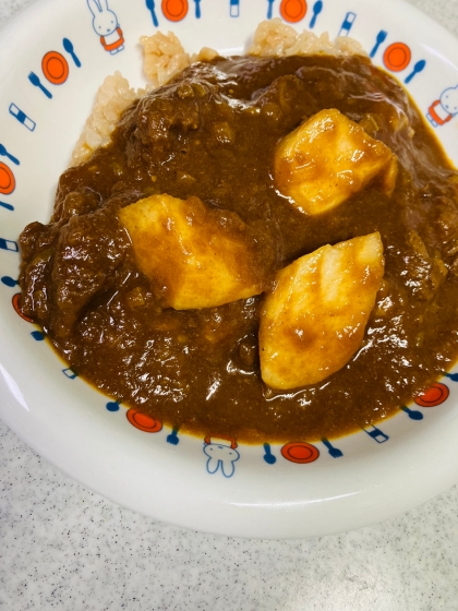 冷凍していた
牛スジカレーに
梨を入れて煮ました
内心ドキドキ食べて
みたらめっちゃ美味しい
(๑˃̵ᴗ˂̵)今度はちゃんと
レシピ通り作ります٩( ᐛ )و