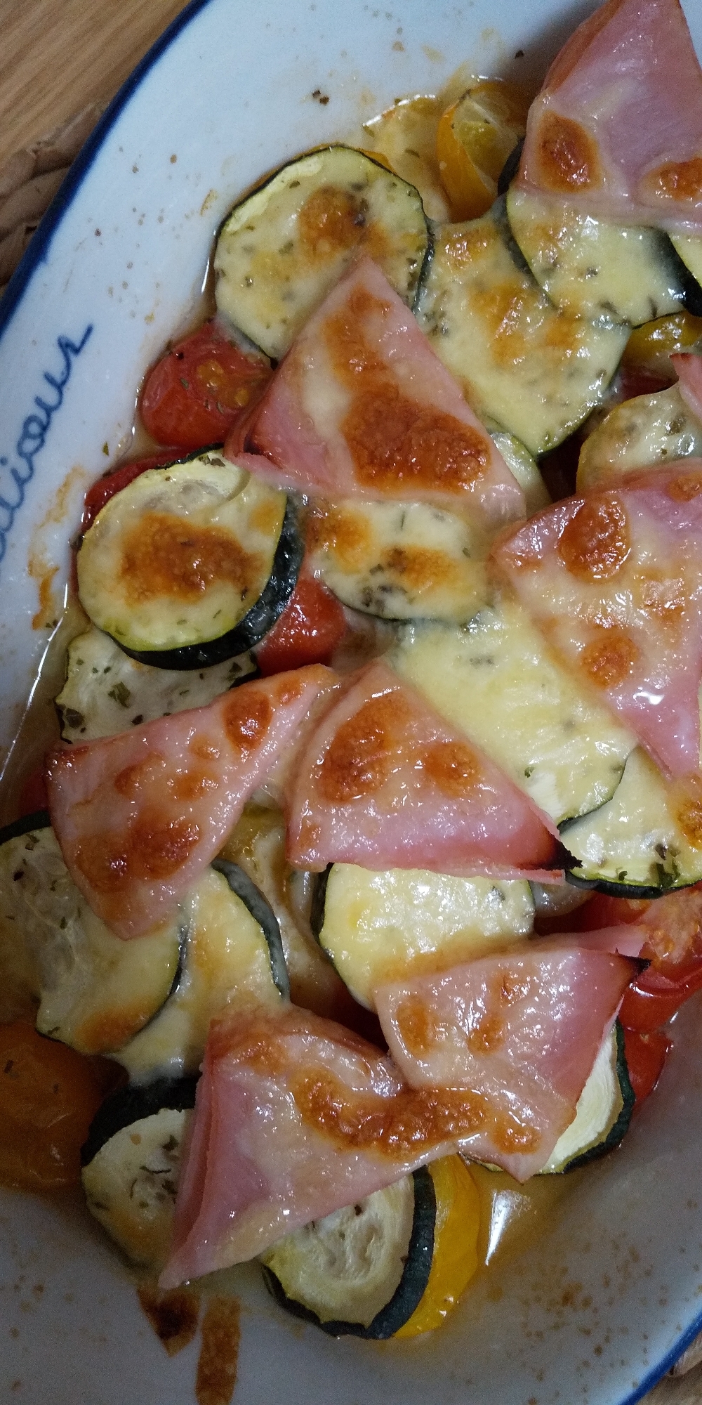 ズッキーニとプチトマトのチーズ焼き