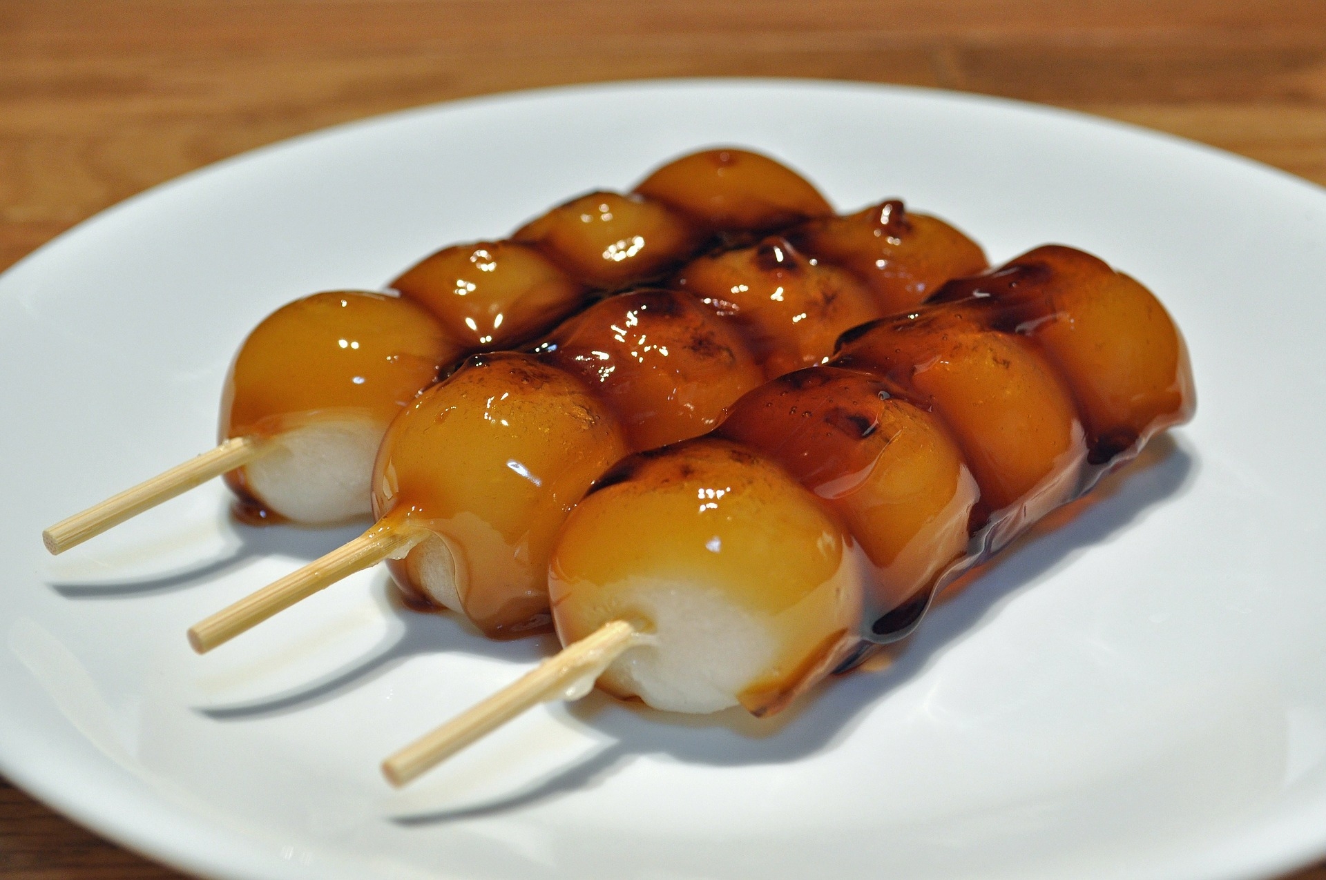 食物繊維を補給！寒天入りみたらし団子