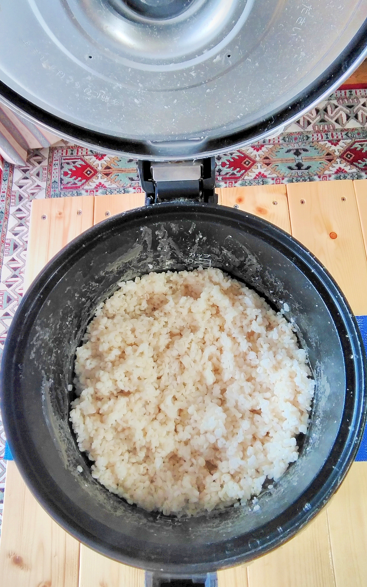 ガス釜で炊く胚芽米と押し麦ご飯