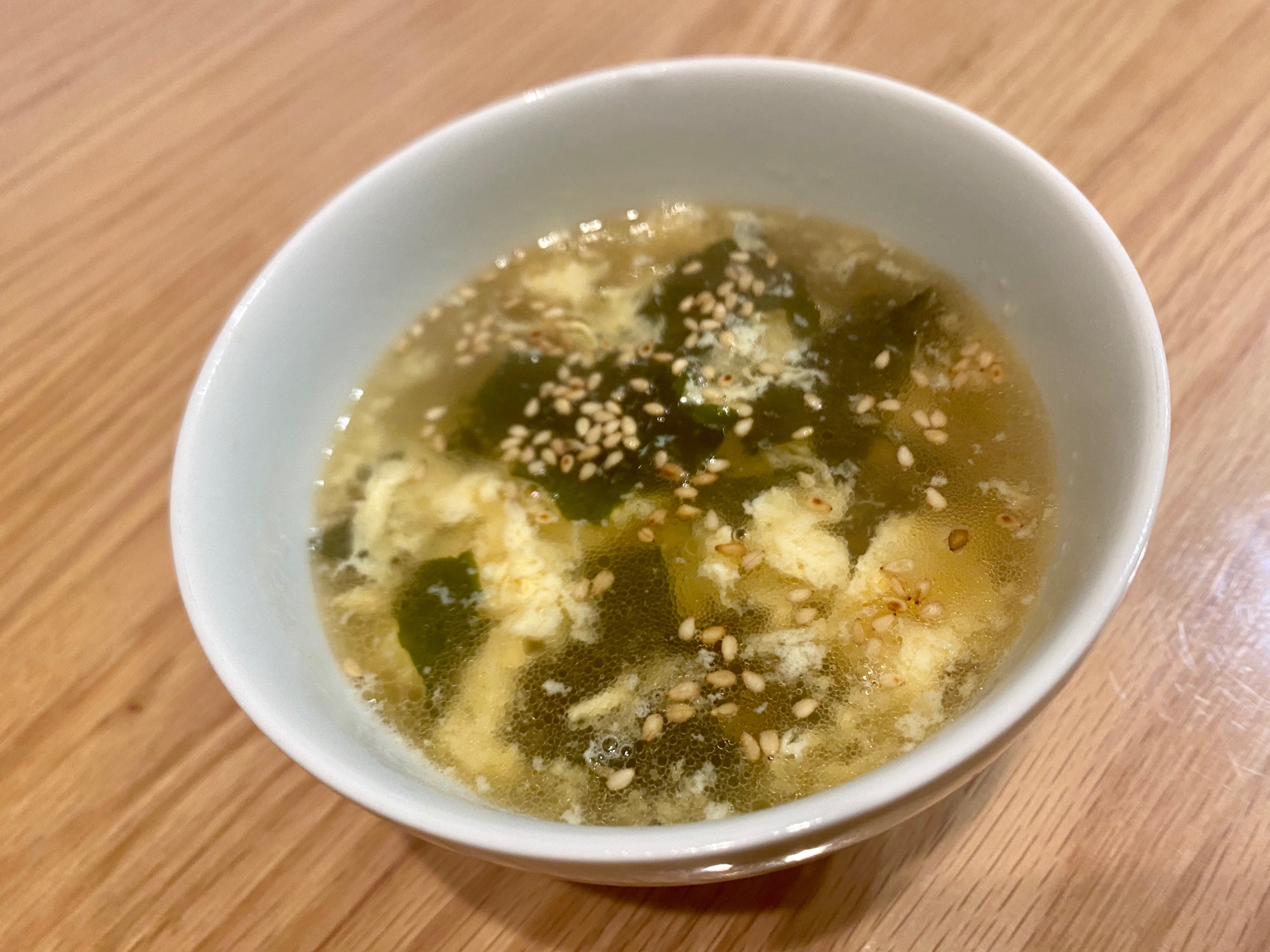 ワカメとふわふわ卵の中華スープ