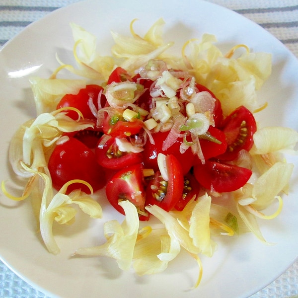 貴重なミョウガの花とミニトマトのサラダ レシピ 作り方 By カゲジジ 楽天レシピ 貴重なミョウガの花とミニトマトのサラダ レシピ 作り方 By カゲジジ 楽天レシピ