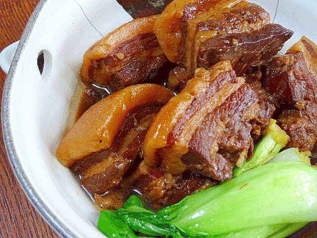 とろける美味しさ♪ 「豚角煮(東坡肉)」