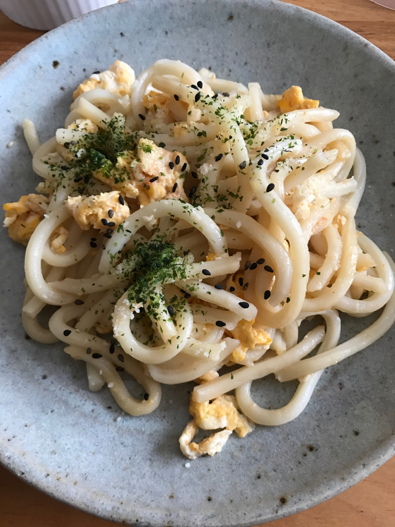 炒り卵と青のりのバター醤油焼きうどん