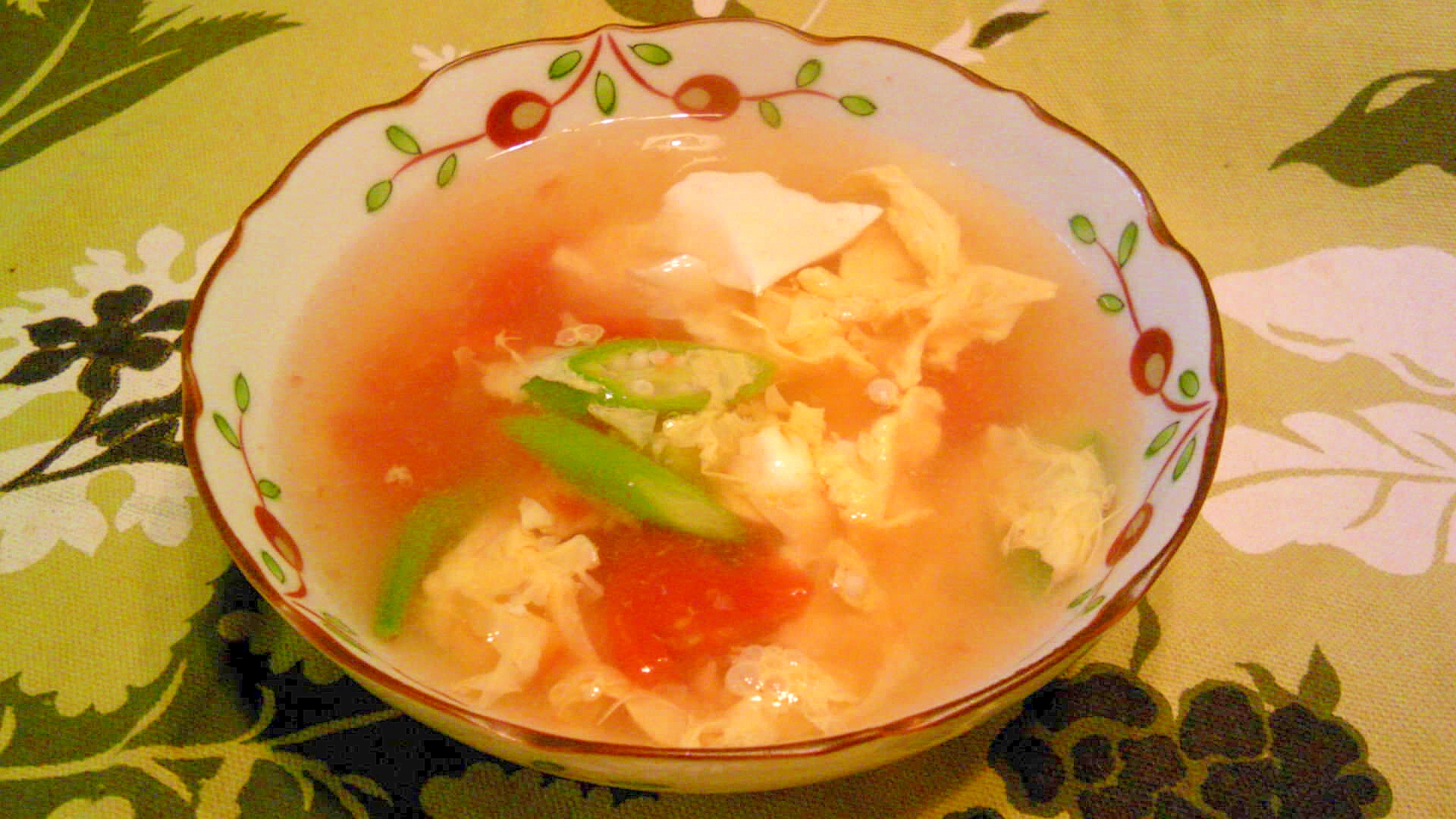 トマト・豆腐・オクラのかきたまスープ