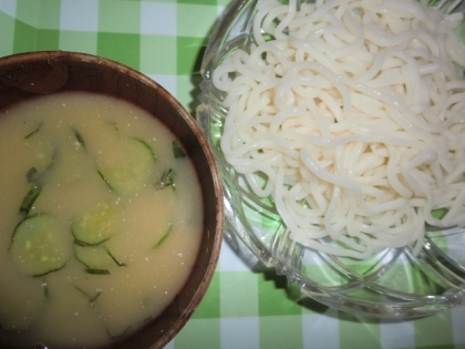 夏の定番　うちの冷や汁うどん