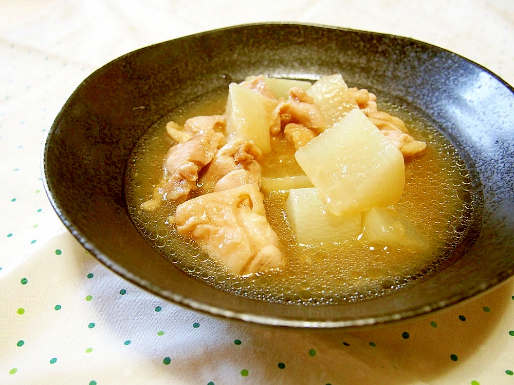 大根とモモ肉がみぞれ煮♪つるんと食感♪