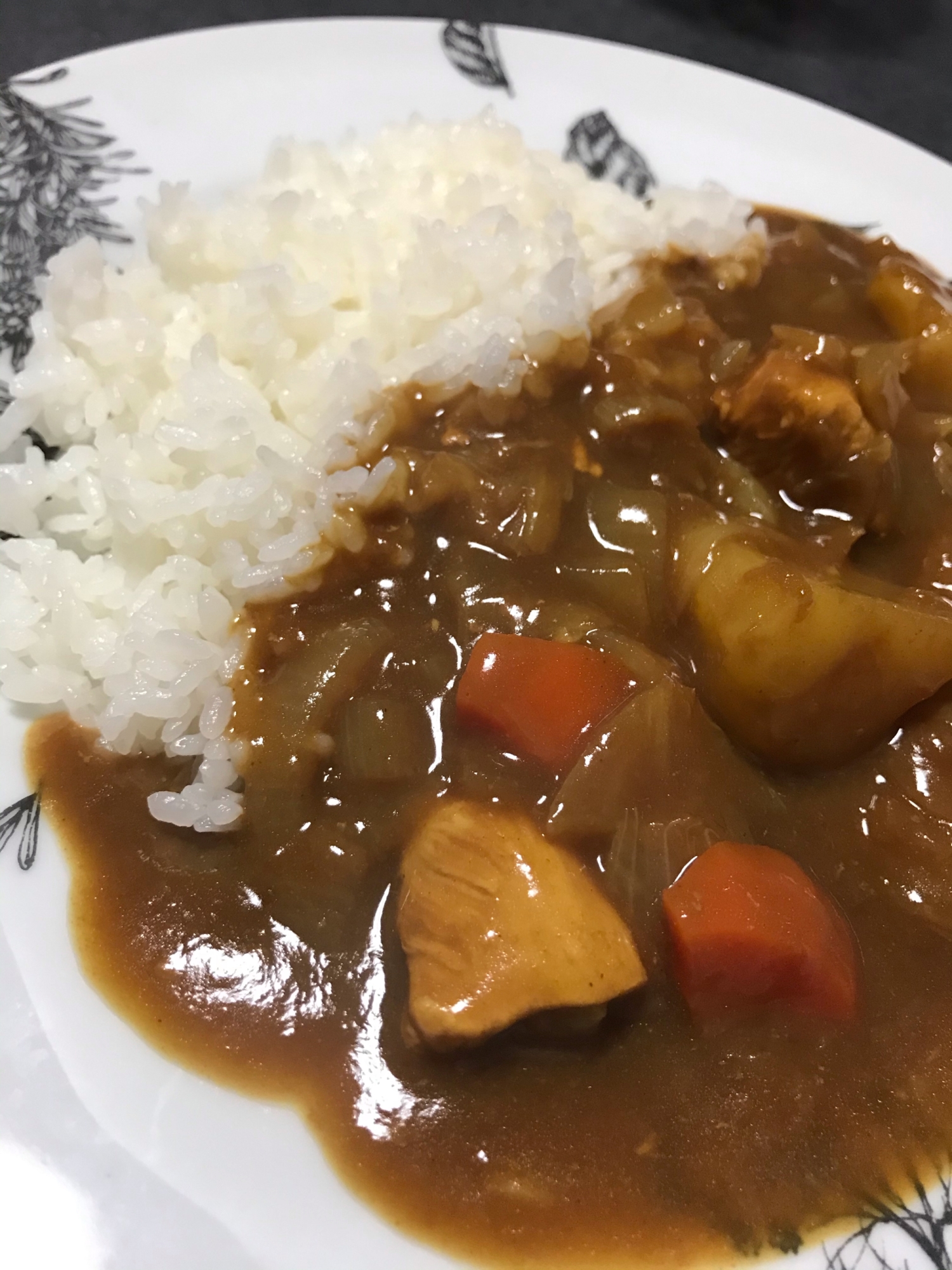 鶏むねホロホロ！りんごをつかったカレー♫