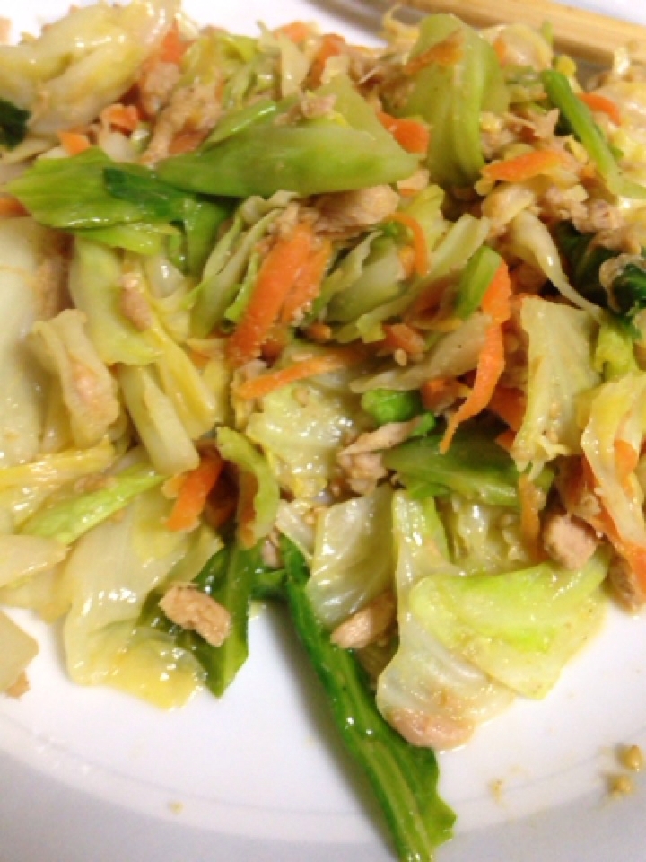 キャベツナ人参炒め