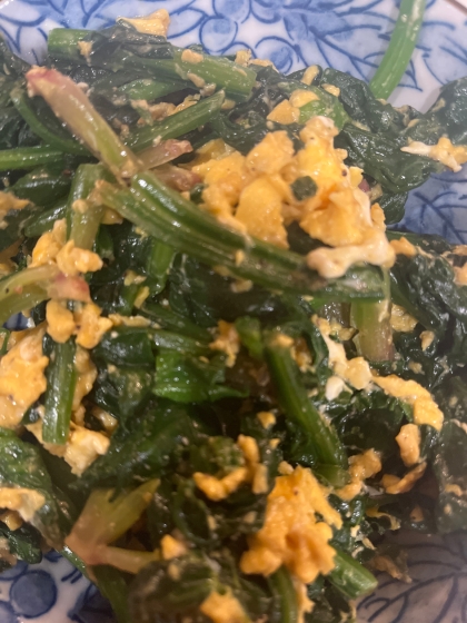簡単でうまい！ほうれん草の卵炒め