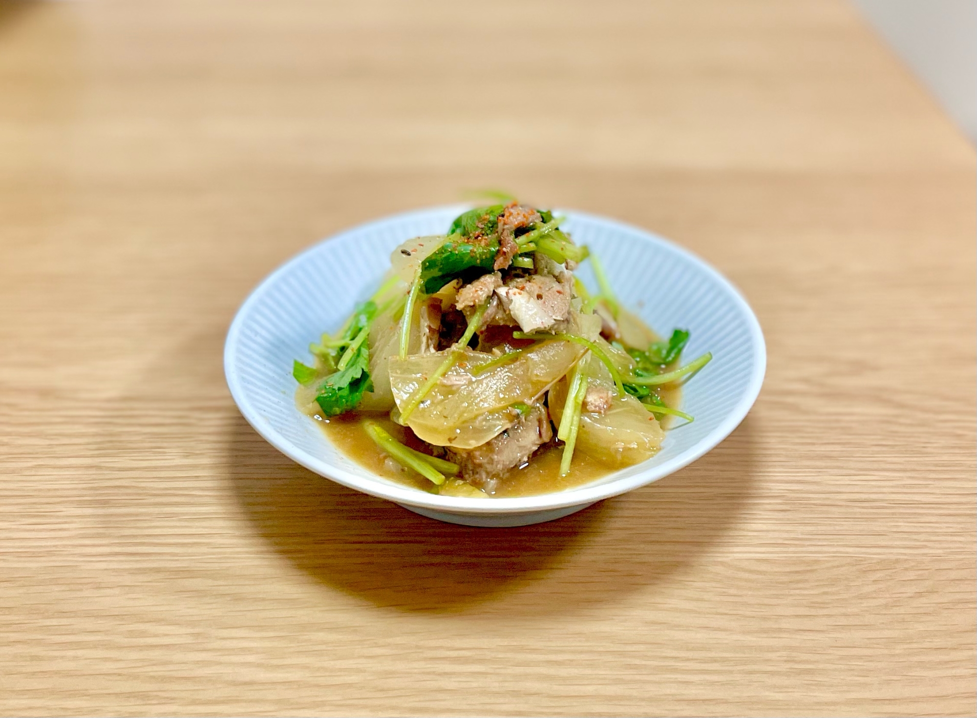 さば缶と玉ねぎの味噌煮