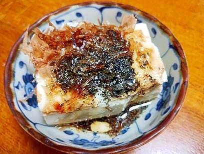 黒胡麻　冷奴