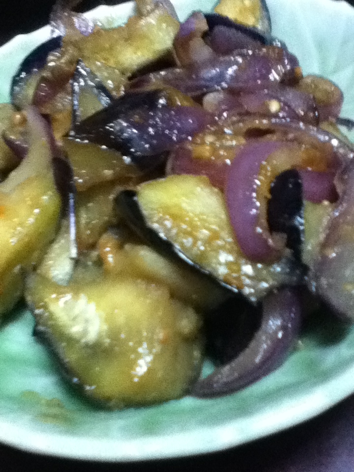 紫玉ねぎとナスの味噌炒め